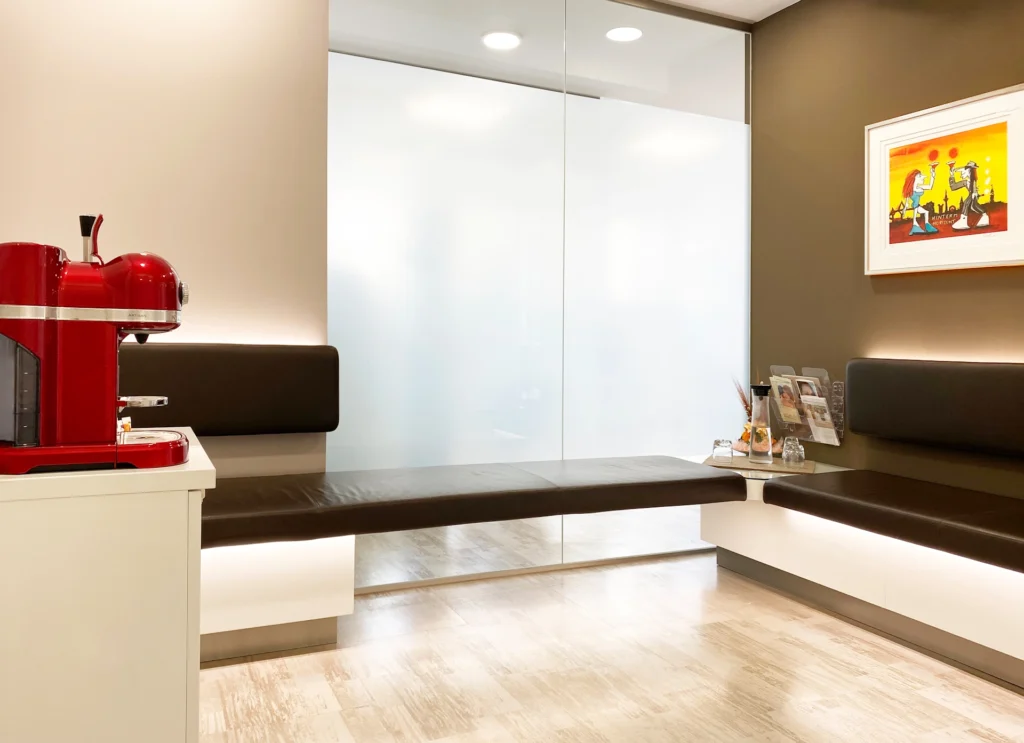 Bild: Praxiseinrichtung Jerosch Kontakt1