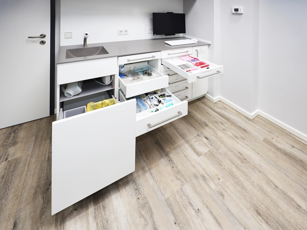 Bild: Kieferorthopaedie_Cottbus_Behandlungszeile