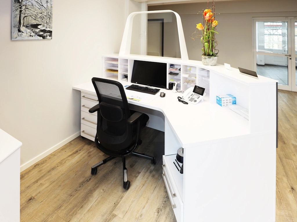 Bild: Kieferorthopaedie_Cottbus_Empfang