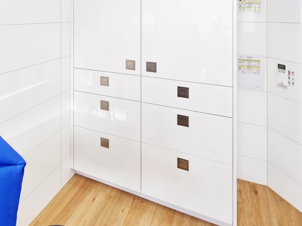 22_Allgemein_Moebel_b