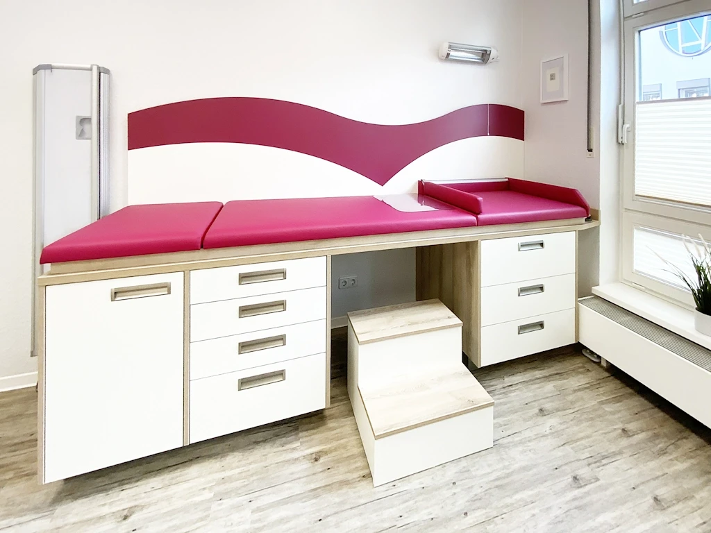 22_Allgemein_Ribnitz_Damgarten_Behandlung_1_b