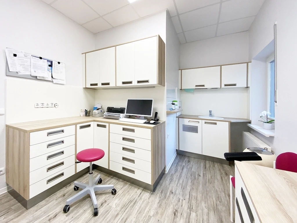 22_Allgemein_Ribnitz_Damgarten_Behandlung_3_b