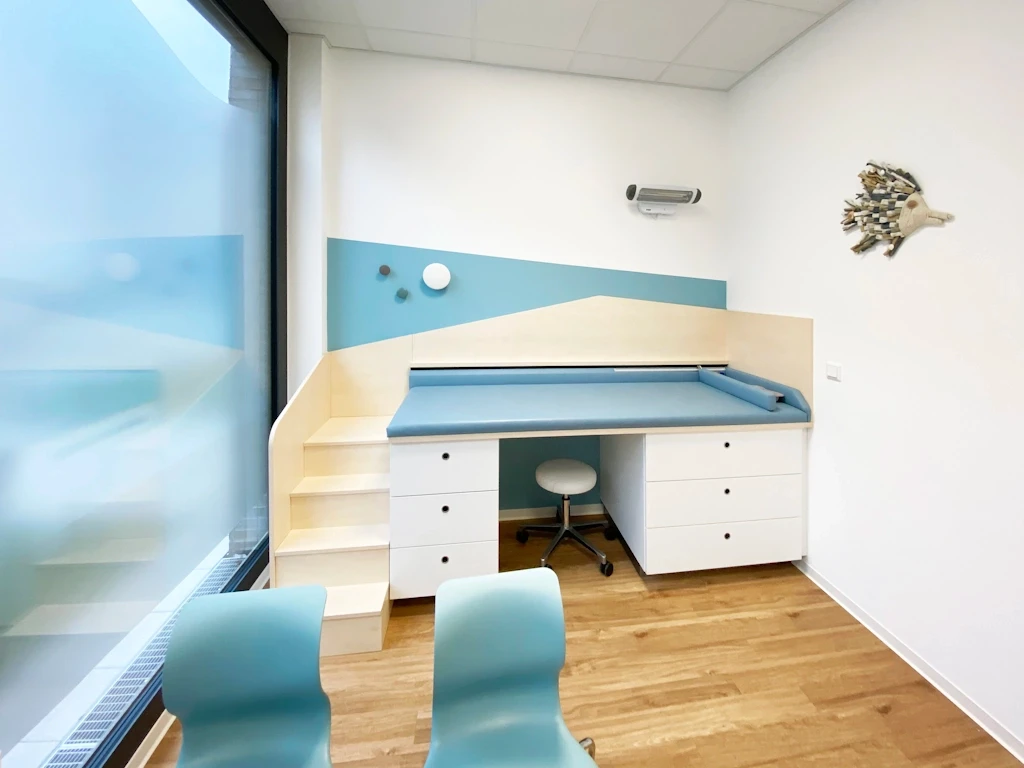 22_Kinderarzt_Heidelberg_Behandlung_b