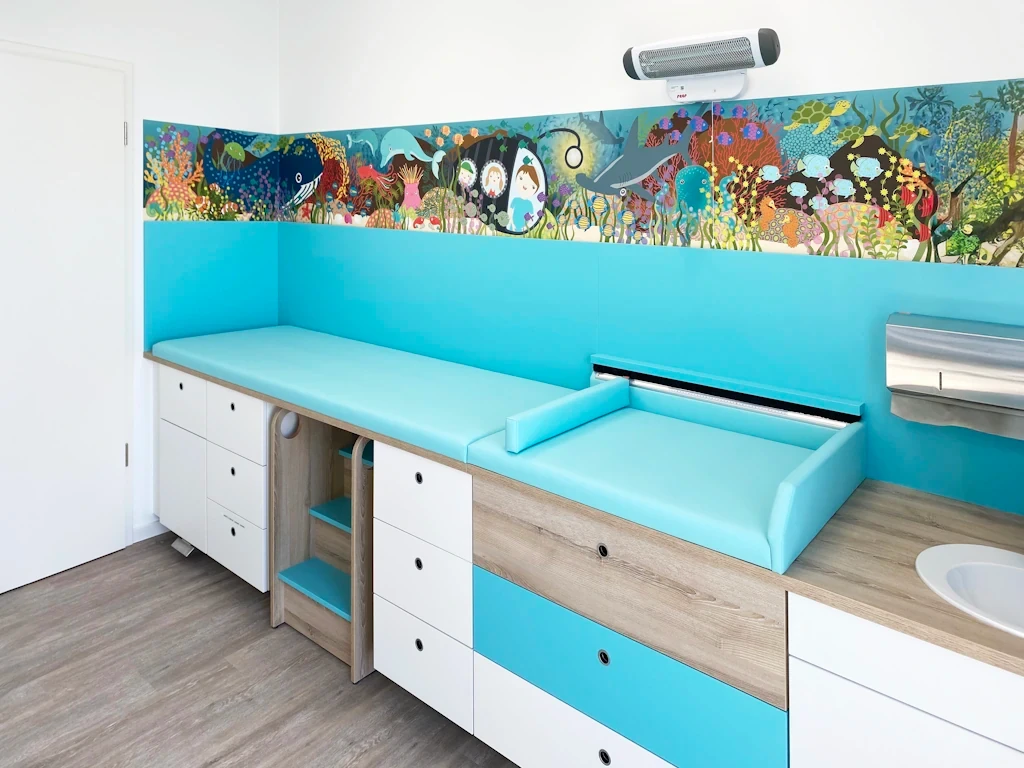 Bild: 23_Kinderarzt_Leimen_Behandlung_b